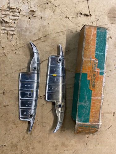 Nos chevy door handle - 58,